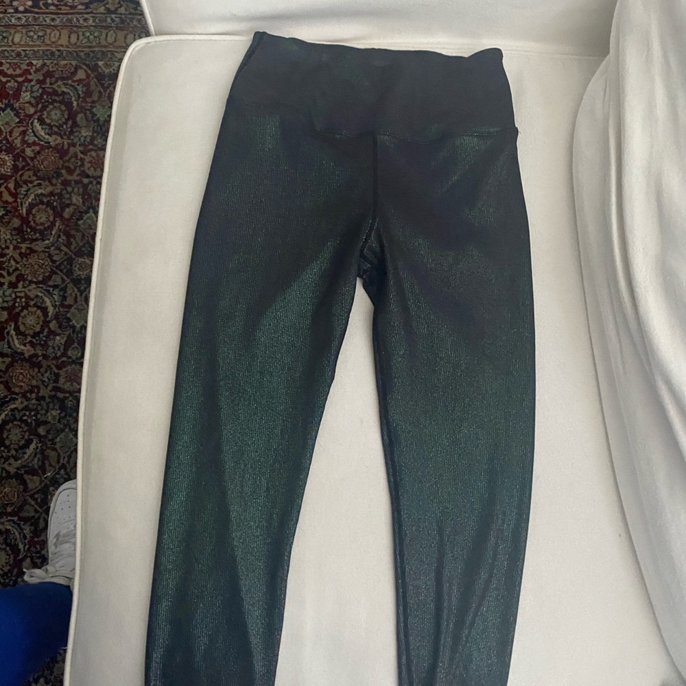 Iridescent ribbed high rise 7/8 Carbon 38 legging